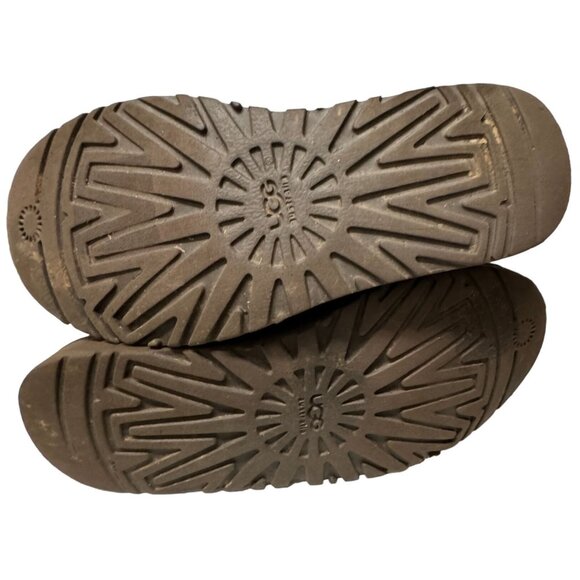 UGG Classic Tall Boot Youth 4 Dark Brown Suede Sheepskin Shearling Lined PullOn - Picture 8 of 16